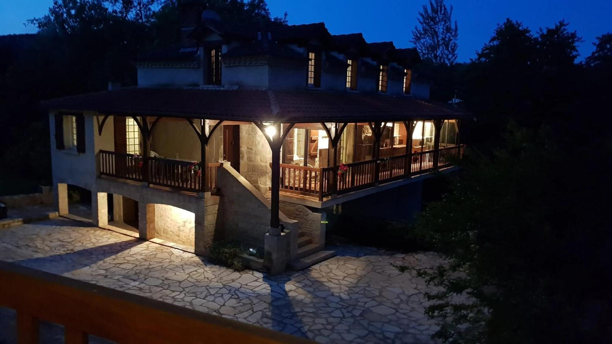 Villa Confortable A Milhars Avec Piscine Privee Luaran gambar